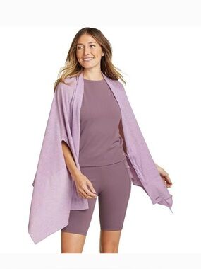 Eddie Bauer Daisy Travel Wrap Women's One Size Lilac Lightweight Pocket NWT